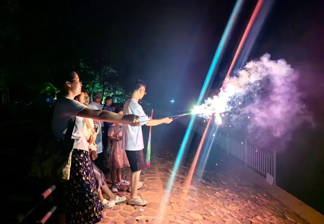 1727230928567772.jpg fb7cf95a-1b56-47ae-98ab-9716343b9b60.jpg